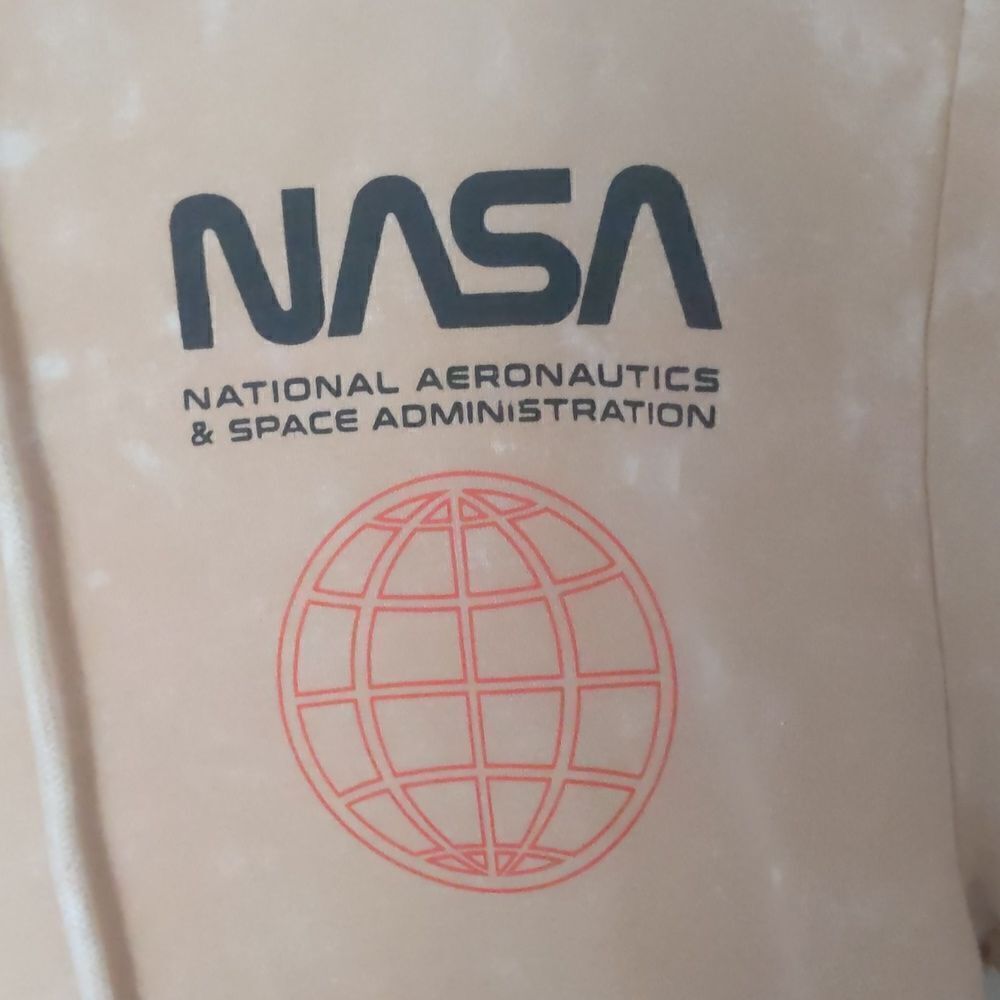 NASA faded look peach color hoodie, men's size medium - Picture 2 of 4